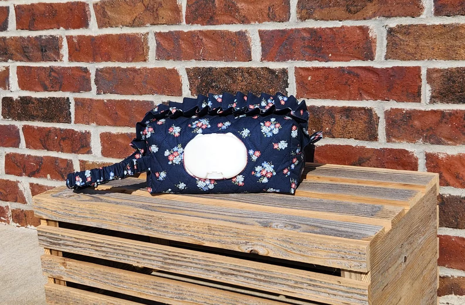 Floral Diaper & Wipes Pouch